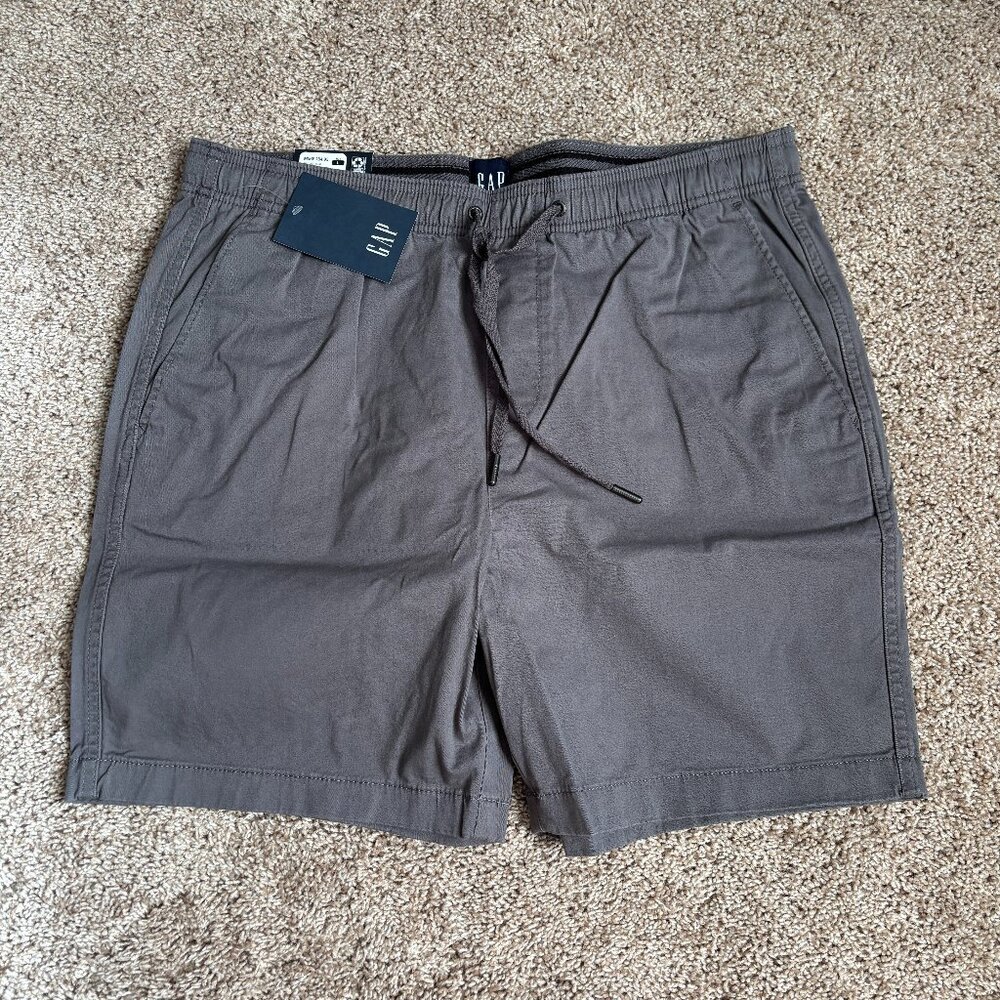 GAP Pull On Shorts Men's L Cotton Stretch Elastic Waist Flat Front Casual NWT